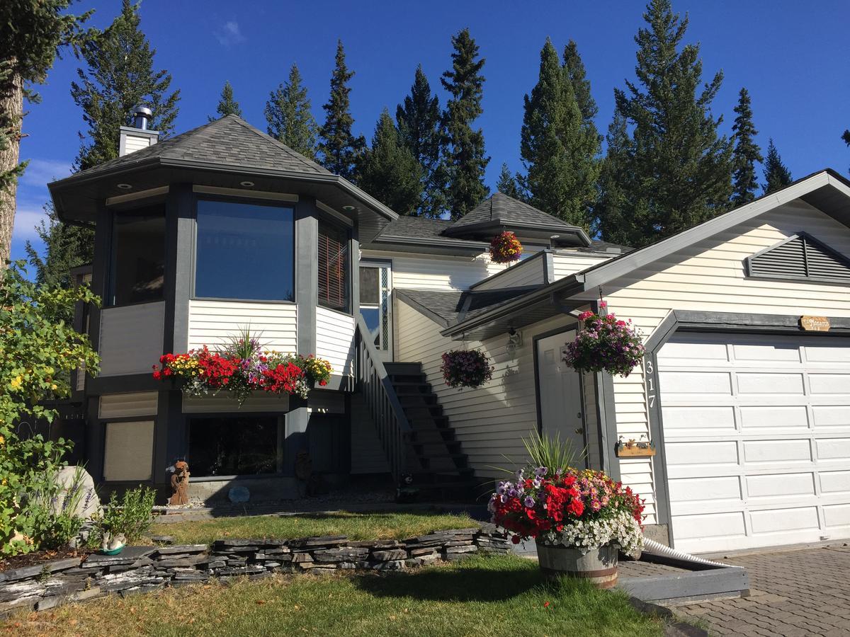 Bed & Breakfast Monarch Canmore Extérieur photo